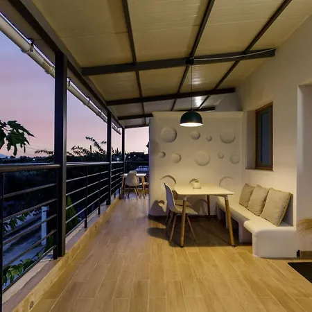 Guest house Newly Built Season *