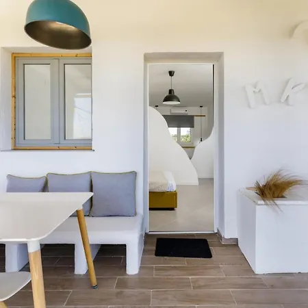 Newly Built Season Guest house Nea Silata