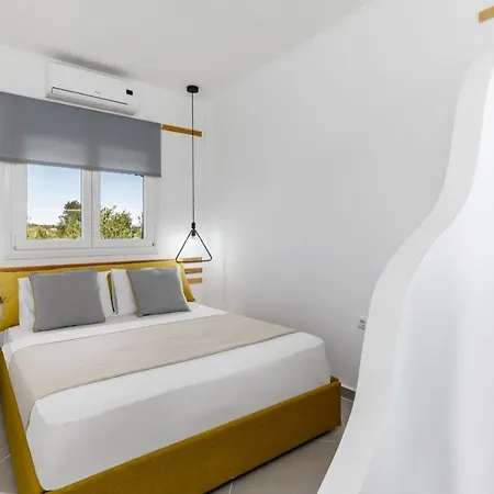 Newly Built Season Guest house 4*