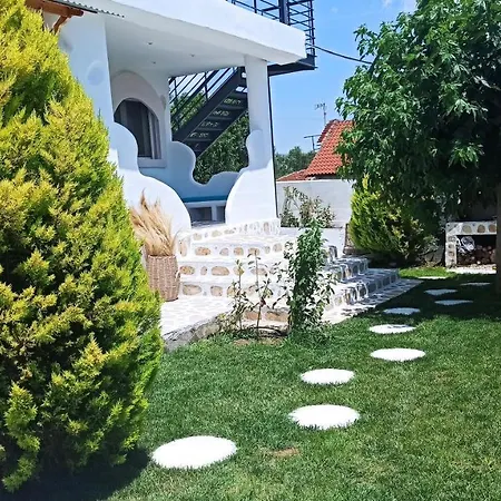 Newly Built Season * Nea Silata