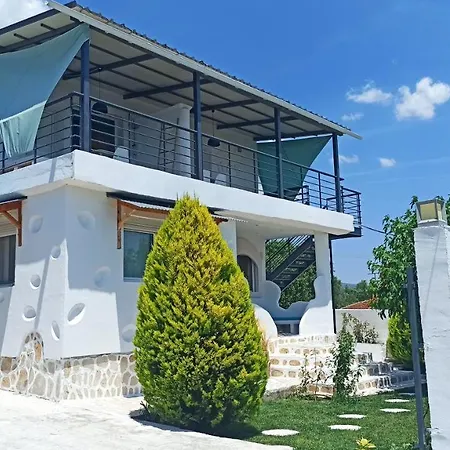 게스트하우스 Newly Built Season Nea Silata