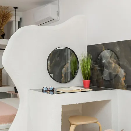 Newly Built Season 게스트하우스 Nea Silata